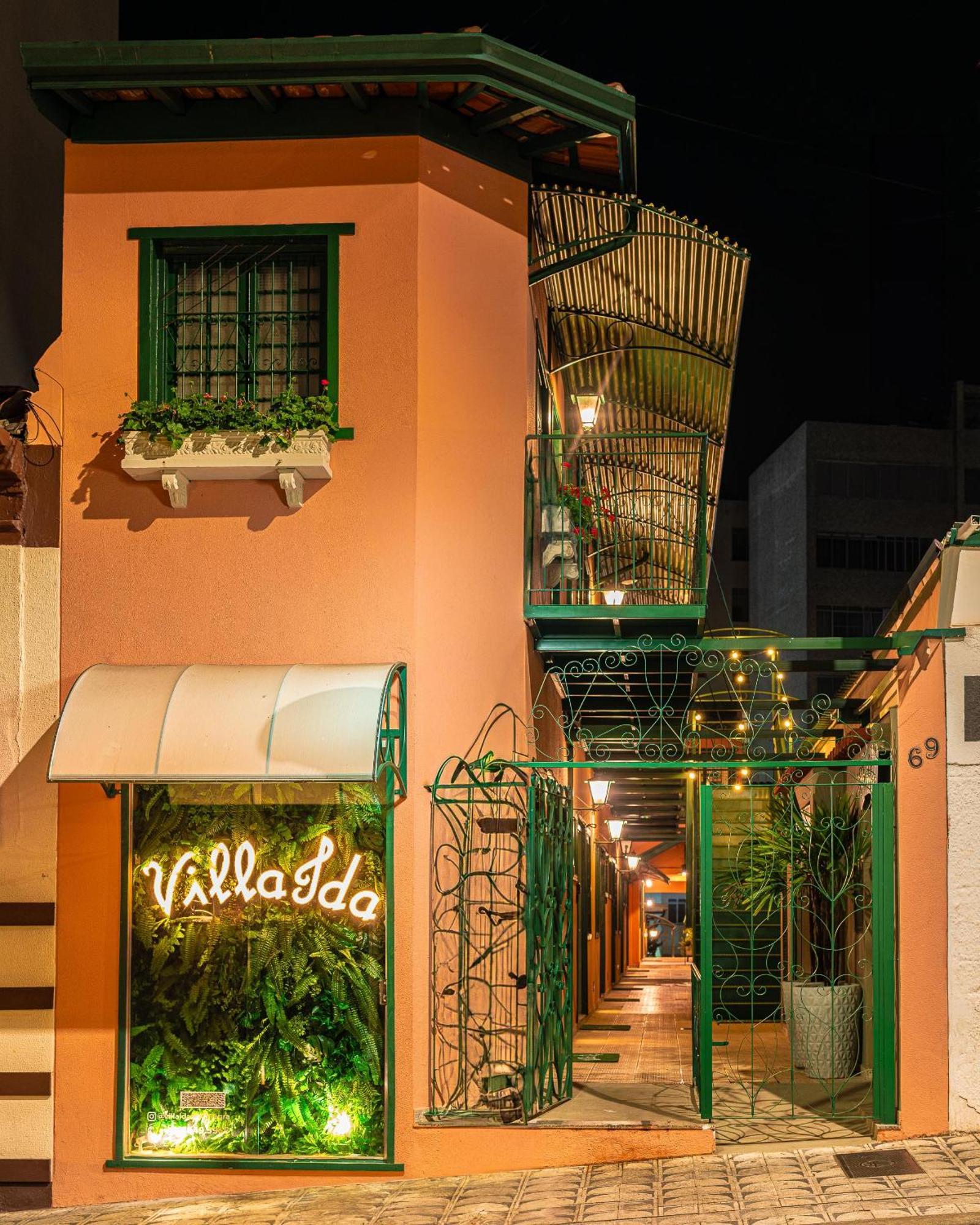 Villa Ida Acomodacoes, Suites Aconchegantes E Charmosas No Centro Серра-Негра Экстерьер фото